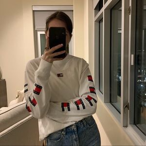 Tommy Hilfiger long sleeve tshirt